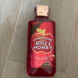 Bath and Body Works champagne and apple shower gel